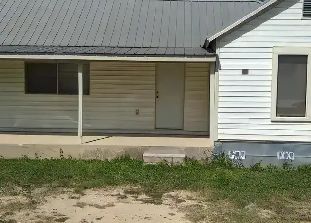 Property at 204 Salinas Rd, San Marcos, TX, 78666, 2 beds, 1 bath, [object Object]