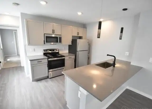 Property at 1381 N 5th St, Columbus, OH, 43201, 1 bed, 1 bath, [object Object]