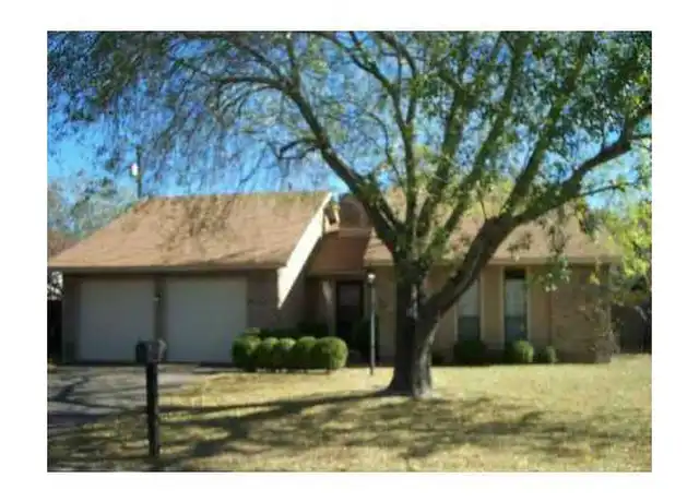 Property at 1616 Woodhill Dr, Round Rock, TX, 78681, 3 beds, 2 baths, [object Object]