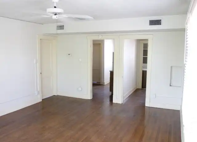 Property at 220 Arno St SE, Albuquerque, NM, 87102, 0 beds, 1 bath, [object Object]
