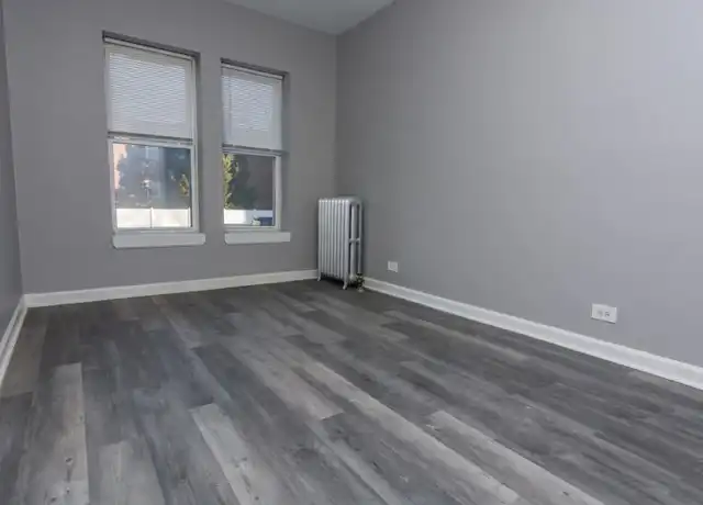 Property at 7446 S Kingston Ave, Chicago, IL, 60649, 2 beds, 2 baths, [object Object]