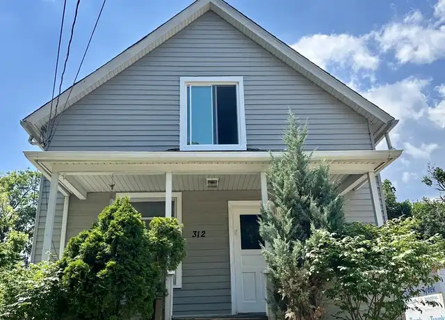 Property at 312 Healy St Unit 1, Elgin, IL, 60120, 3 beds, 1 bath, [object Object]