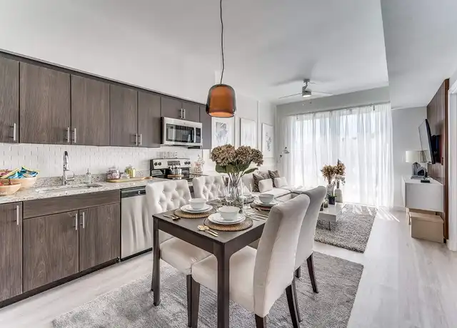 Property at Resia Hutto Square - 550 Exchange Blvd, Hutto, TX, 78634, 1-3 bed, 1-2 bath, [object Object]