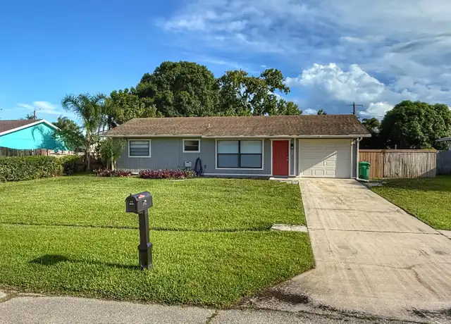Property at 542 SW Duxbury Ave, Port Saint Lucie, FL, 34983, 2 beds, 2 baths, [object Object]