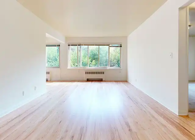 Property at Summit Apartments - 733 Summit Ave E, Seattle, WA, 98102, 1 bed, 1 bath, [object Object]