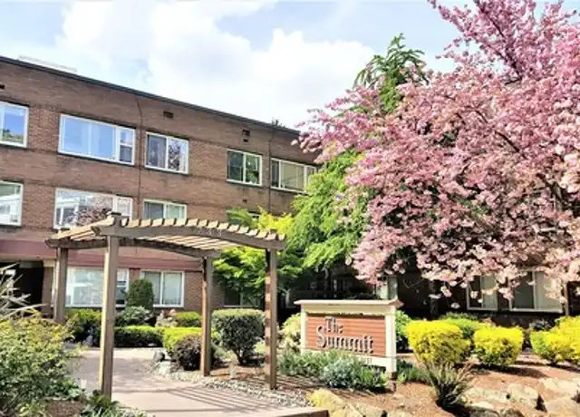 Property at Summit Apartments - 733 Summit Ave E, Seattle, WA, 98102, 1 bed, 1 bath, [object Object]