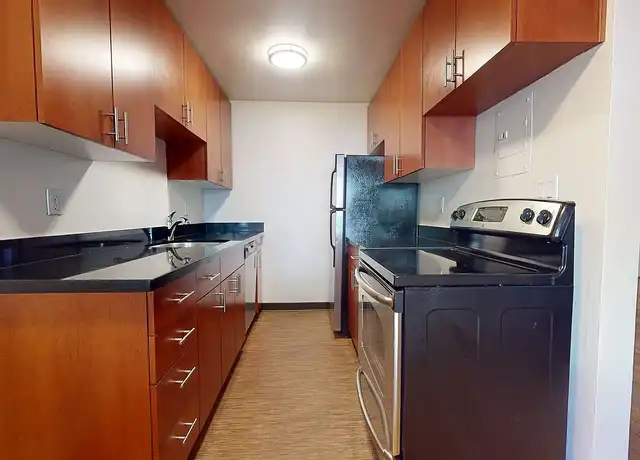 Property at Summit Apartments - 733 Summit Ave E, Seattle, WA, 98102, 1 bed, 1 bath, [object Object]