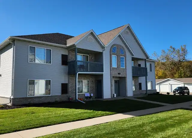Property at 906 Fox Creek Dr Unit 2, Watertown, WI, 53098, 2 beds, 1 bath, [object Object]