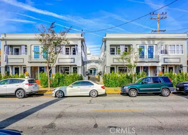 Property at 107 N Columbus Ave Unit 1/2, Glendale, CA, 91204, 2 beds, 1 bath, [object Object]