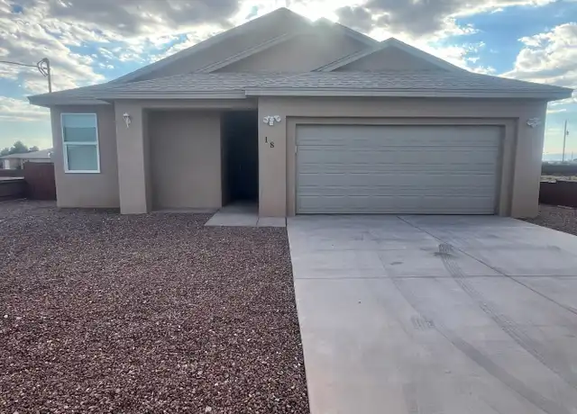 Property at 18 Running Indian Dr, Alamogordo, NM, 88310, 3 beds, 2 baths, [object Object]