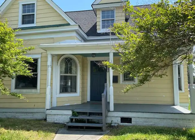 Property at 2002 Victoria Blvd, Hampton, VA, 23661, 4 beds, 4.5 baths, [object Object]