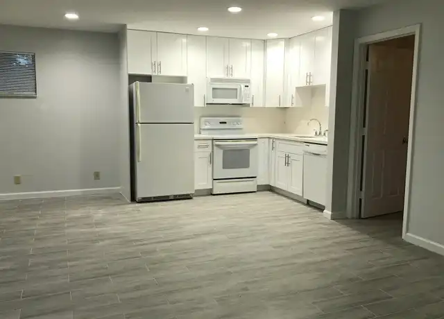 Property at 11 Crossings Cir Unit E, Boynton Beach, FL, 33435, 2 beds, 2 baths, [object Object]