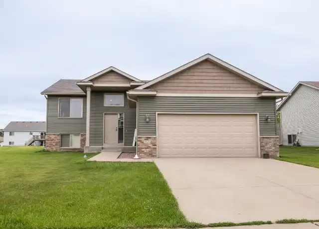 Property at 4024 Stone Point Dr NE, Rochester, MN, 55906, 4 beds, 2 baths, [object Object]