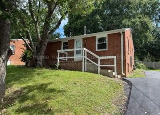 Property at 828 W 8th St, Winston-Salem, NC, 27101, 3 beds, 1 bath, [object Object]