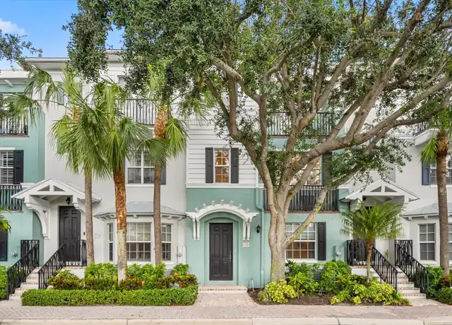 Property at 376 W Mallory Cir, Delray Beach, FL, 33483, 3 beds, 3.5 baths, [object Object]
