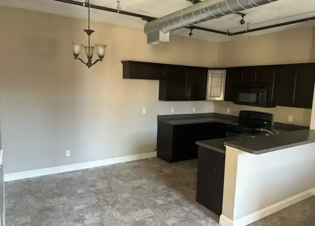 Property at 410 N Main St Unit 230, Davenport, IA, 52801, 2 beds, 1 bath, [object Object]