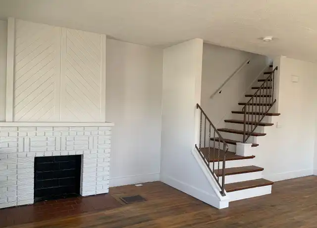 Property at 271-273 W 2nd St Unit 273, Springfield, OH, 45504, 3 beds, 1 bath, [object Object]