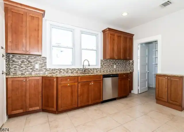 Property at 563 Spruce Ave, Garwood, NJ, 07027, 3 beds, 1.5 baths, [object Object]
