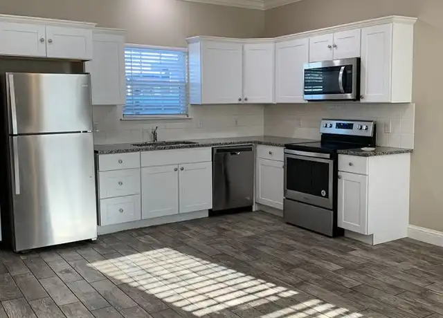 Property at 2408 E 14th St Unit 1, Clovis, NM, 88101, 1 bed, 1 bath, [object Object]