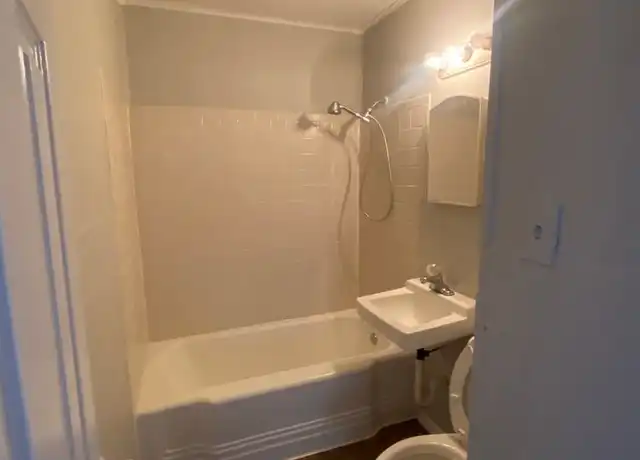 Property at 4872 Montgomery Rd, Millington, TN, 38053, 4 beds, 1 bath, [object Object]
