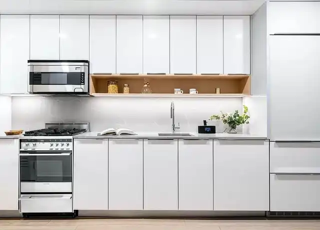Property at 20 Broad St Unit 2417, New York, NY, 10005, 1 bed, 1 bath, [object Object]