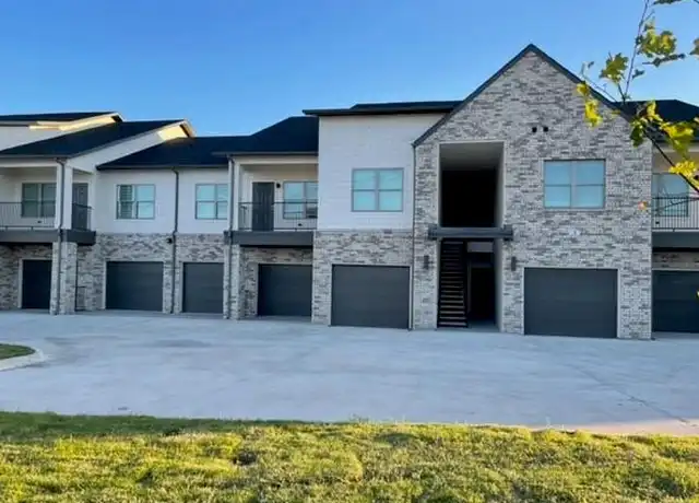 Property at 15 Northgate Dr, Waxahachie, TX, 75165, 2 beds, 2 baths, [object Object]
