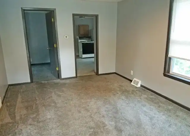 Property at 321 Caledonia St Unit 321, La Crosse, WI, 54603, 2 beds, 1 bath, [object Object]