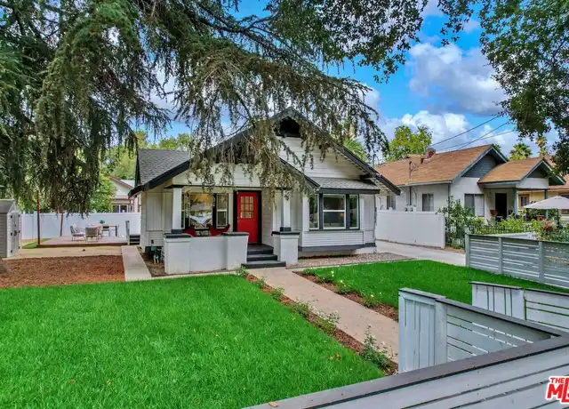 Property at 1797 N Summit Ave, Pasadena, CA, 91103, 3 beds, 2 baths, [object Object]