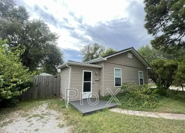 Property at 3102 E 8th St, Joplin, MO, 64801, 2 beds, 1 bath, [object Object]