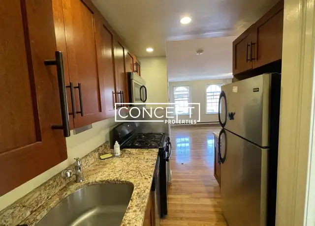 Property at 88 W Cedar St Unit 7, Boston, MA, 02114, 2 beds, 1 bath, [object Object]