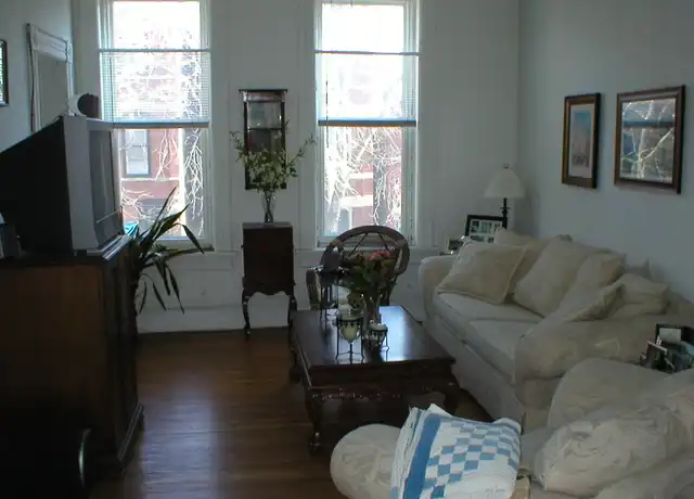 Property at 1929 N Sheffield Ave Unit 2F, Chicago, IL, 60614, 3 beds, 1 bath, [object Object]