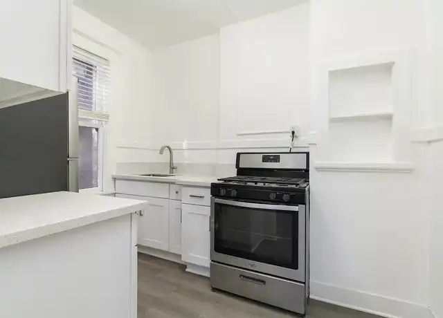 Property at Clay & Tiffany - 1515 SW 11th Ave, Portland, OR, 97201, 0 beds, 1 bath, [object Object]