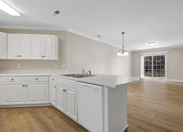 Property at 4 Whitfield Way, Greer, SC, 29651, 2 beds, 2 baths, [object Object]