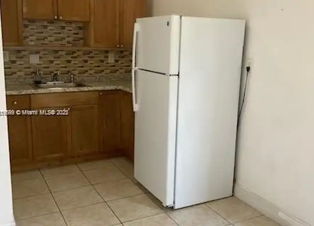 Property at 16314 SW 99th Ct, Miami, FL, 33157, 1 bed, 1 bath, [object Object]