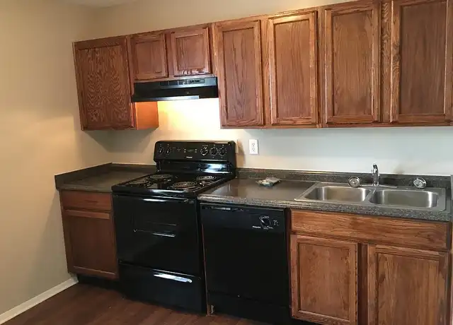Property at Amelia Apartment Homes - 2205 Bemiss Rd, Valdosta, GA, 31602, 2 beds, 1 bath, [object Object]