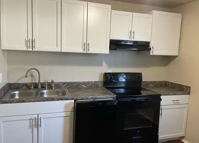 Property at Amelia Apartment Homes - 2205 Bemiss Rd, Valdosta, GA, 31602, 2 beds, 1 bath, [object Object]