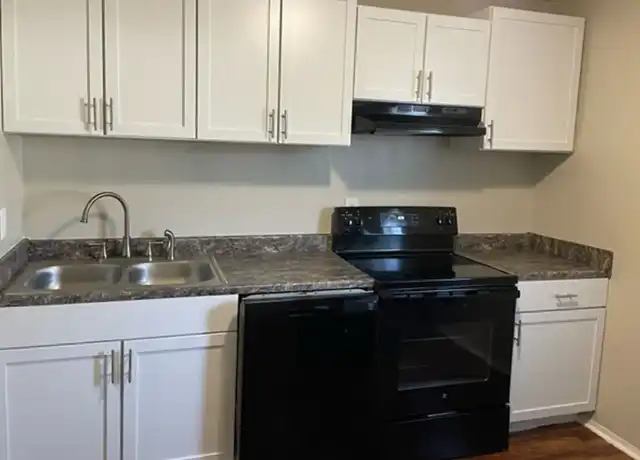 Property at Amelia Apartment Homes - 2205 Bemiss Rd, Valdosta, GA, 31602, 2 beds, 1 bath, [object Object]