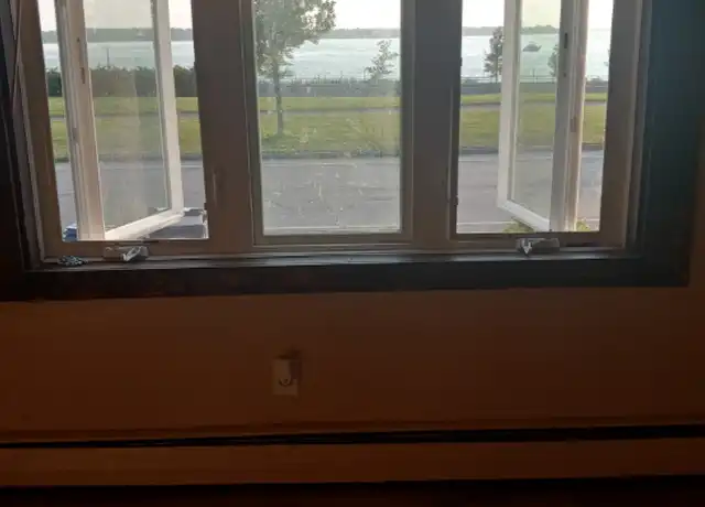 Property at 2371 Niagara St Unit 2, Buffalo, NY, 14207, 2 beds, 1 bath, [object Object]