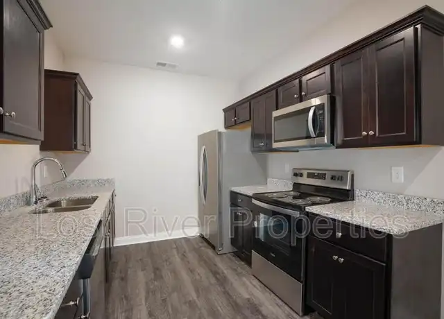 Property at 4496 Wilford Ln Unit 723, Bowling Green, KY, 42101, 2 beds, 2 baths, [object Object]
