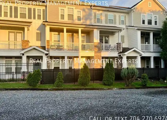 Property at 2355 Crockett Park Pl, Charlotte, NC, 28203, 3 beds, 3.5 baths, [object Object]