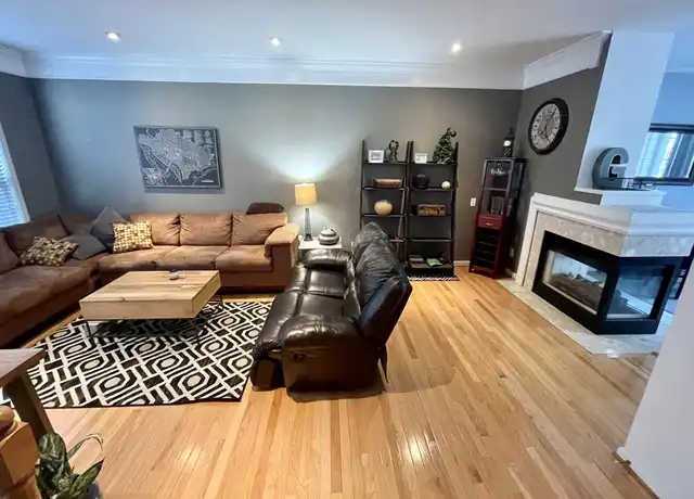 Property at 6037 Ricketts Walk, Alexandria, VA, 22312, 1 bed, 1 bath, [object Object]