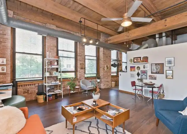 Property at 400 S Green St, Chicago, IL, 60607, 1 bed, 1 bath, [object Object]
