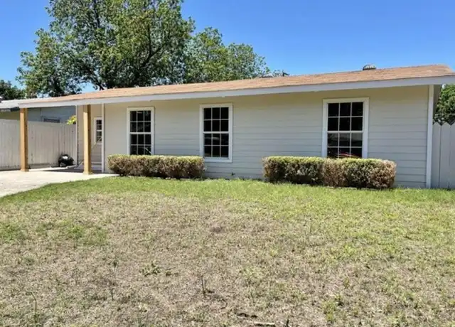 Property at 239 W Bedford Ave, San Antonio, TX, 78226, 3 beds, 2 baths, [object Object]