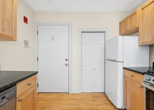 Property at 578 Cambridge St, Cambridge, MA, 02141, 1 bed, 1 bath, [object Object]