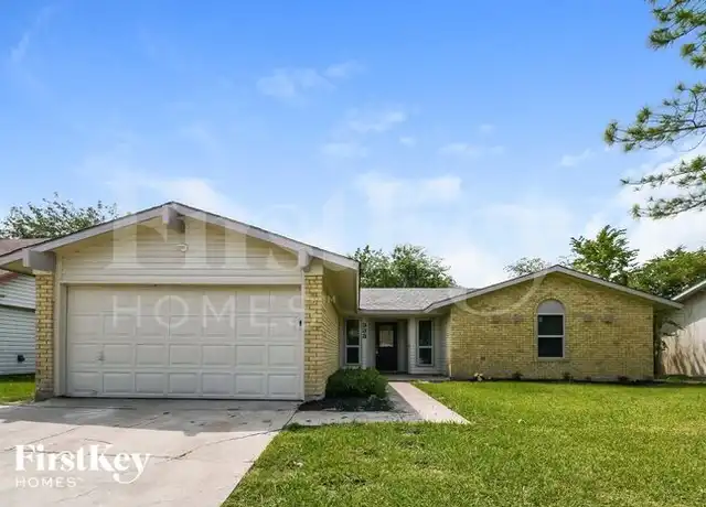Property at 333 E Springdale Ln, Grand Prairie, TX, 75052, 3 beds, 2 baths, [object Object]