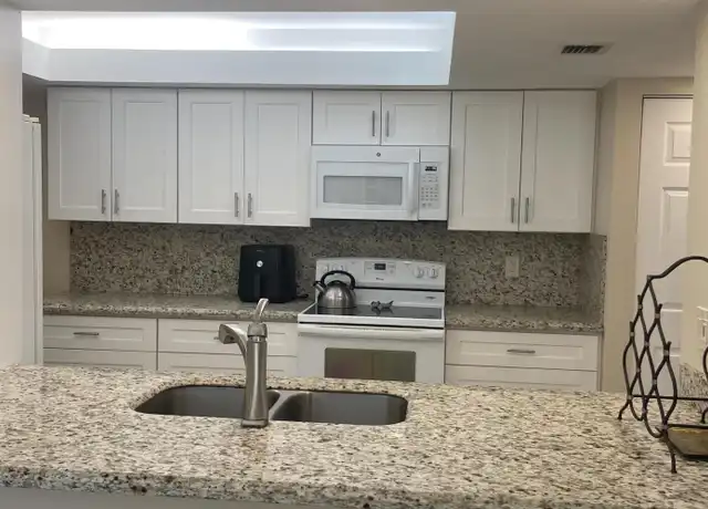 Property at 450 Egret Cir #9203, Delray Beach, FL, 33444, 2 beds, 2 baths, [object Object]