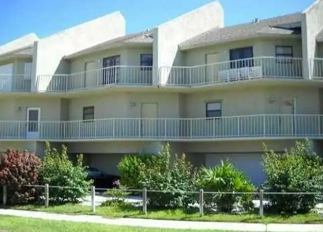 Property at 614 S Ocean Dr, Fort Pierce, FL, 34949, 2 beds, 2.5 baths, [object Object]