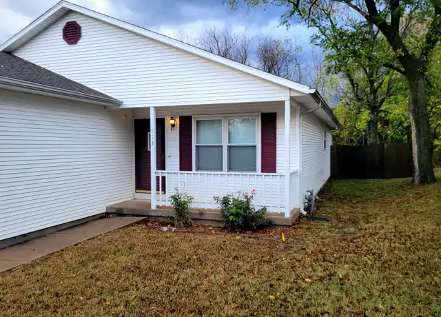 Property at 113 N Oliver Ave, Joplin, MO, 64801, 3 beds, 2 baths, [object Object]