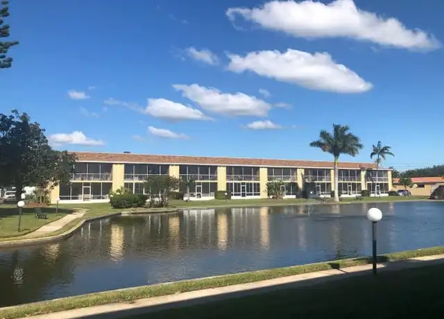 Property at 2135 N Courtenay Pkwy Unit 110 1, Merritt Island, FL, 32953, 1 bed, 1 bath, [object Object]