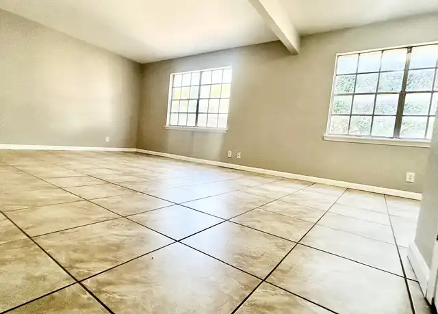 Property at 3810 Englewood Cir, Odessa, TX, 79762, 2 beds, 1.5 baths, [object Object]